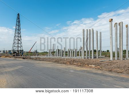 Consruction Site With  Precast Concret Pile And Pile-driver