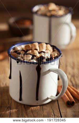 s'mores hot chocolate mini marshmallows cinnamon winter drink