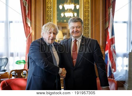 Petro Poroshenko And Boris Johnson