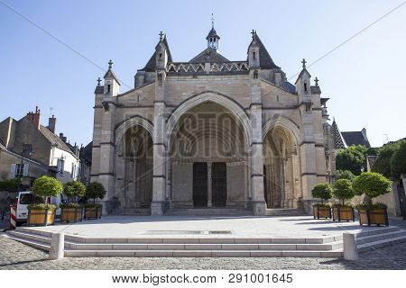 Beaune, France - August 08, 2016: Church In The Town Beaune In Burgundy,france
