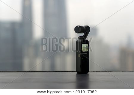 Dji Osmo China, Shanghai - February 2, 2019. Pocket Is Filming The Whole Day Timelapse Of The Bund I