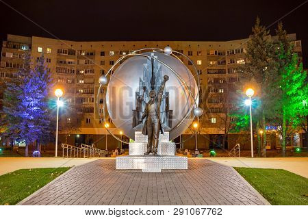 Obninsk, Russia - October 2016: Monument To The Pioneers Of Nuclear Energy