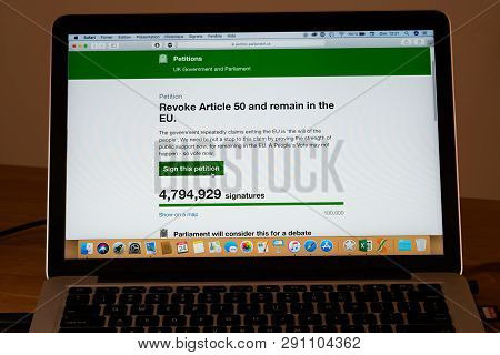 London Uk, 24th March 2019: Brexit Petition On Uk Parliament Website To Revoke Article 50 And Remain