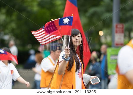 Washington, D.c., Usa - May 28, 2018: The National Memorial Day Parade, Taiwan Military Veterans Car