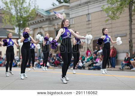 Stoughton, Wisconsin, Usa - May 20, 2018: Annual Norwegian Parade, Young Women, Members Of The Stoug