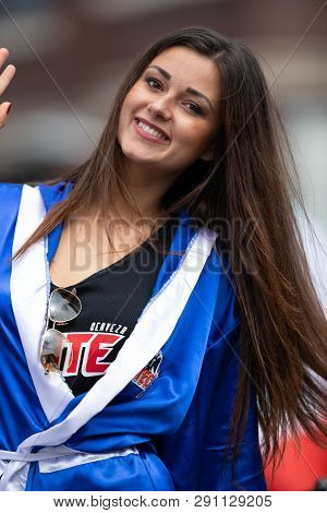 Chicago, Illinois , Usa - September 9, 2018 The 26th Street Mexican Independence Parade, Young Woman