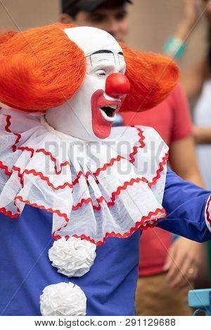 Chicago, Illinois , Usa - September 9, 2018 The 26th Street Mexican Independence Parade, Man Dress U