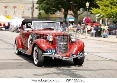 Auburn, Indiana, Usa - September 9, 2018 The Auburn Cord Duesenberg Festival, An Auburn Classic Car 