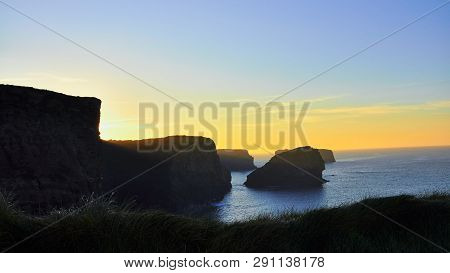 The Kilkee Cliff Walk Is A Scenic 2 To 3 Hour (8km) Moderate Loop Walk Along The Kilkee Cliffs Start