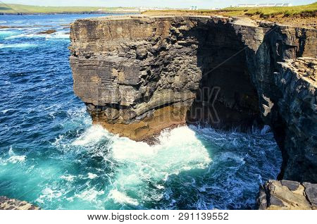 The Kilkee Cliff Walk Is A Scenic 2 To 3 Hour (8km) Moderate Loop Walk Along The Kilkee Cliffs Start