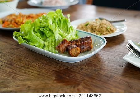 Sliced Notrhern Thai Spicy Sausage 