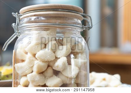 Kleeb Lamduan' Thai Shortbread Cookies