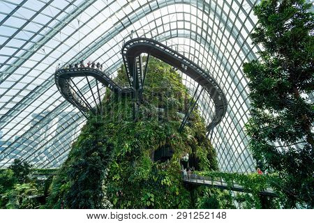 Cloud Forest Dome At Gardens By The Bay - Singapore City, Singapore - 05/07/17