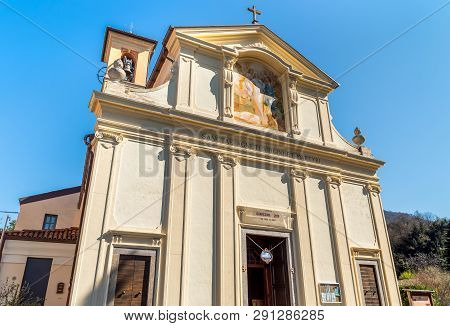 Masciago Primo, Varese, Italy - Marc 22, 2019: Ancient Parish Church Of Sant Agnese In A Small Villa
