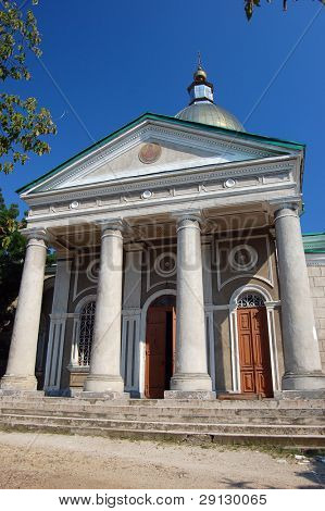 Iglesia ortodoxa de Rusia. Siglo 18. Belgorod - dnestrovskiy.Región de Odessa. Ucrania