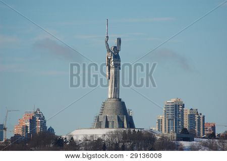 Szobra a hazának, Kiev, Ukrajna. Megemlékezés a győzelem ove-ben épült ez a szobor