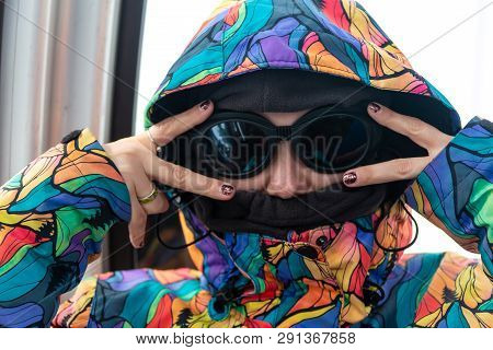 Desperate Female Trembles And Feels Cold, Huggs Herself To Warm Up, Clatter With Teeth After Walk Du