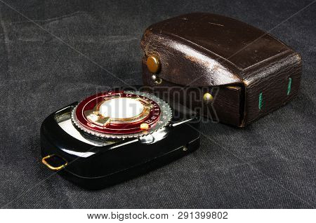 Old Vintage Soviet Exposure Meter With Leather Case