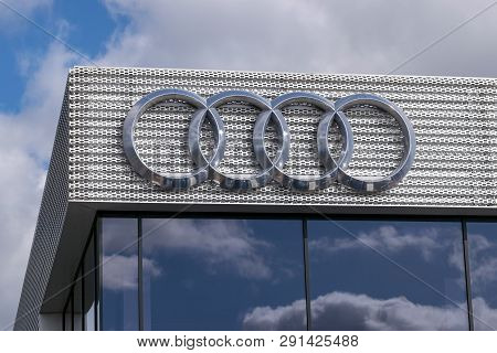 Bexley, Kent /united Kingdom - March 25th 2019: Audi Logo Sign At Bexley Audi Dealership