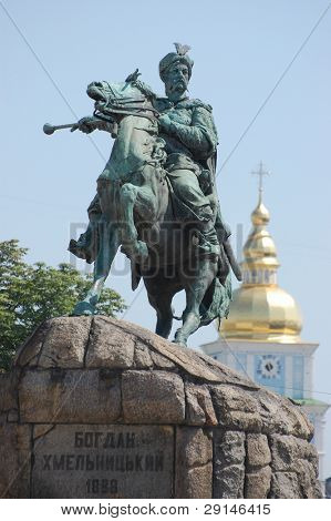 Monument af berømte ukrainske Hethman Bogdan Khmelnitski i Kiev, Malorussia (Ukraine)
