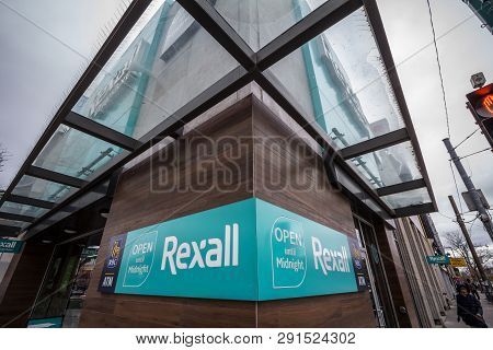 Toronto, Canada - November 13, 2018: Rexall Logo In Front Of Their Store In Downtown Toronto, Ontari