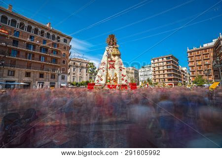 Ultra Long Exposure Of Flower Virgin And Cathedral In Valencia