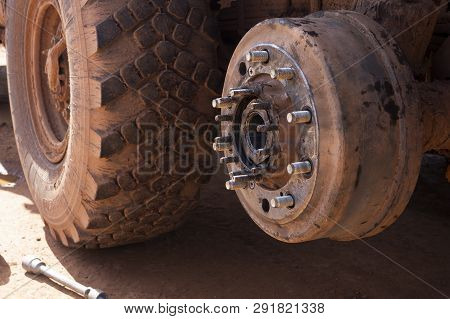Maintenance A Truck Wheels Hub And Bearing .rear Wheels Hub And Bolt Nut Of A Truck In Process Of Ch