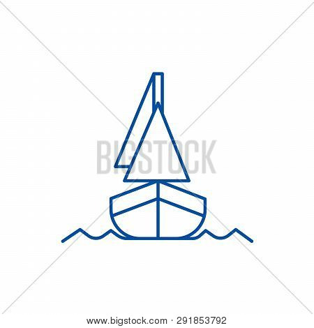 Yacht, Front Veiw Line Icon Concept. Yacht, Front Veiw Flat  Vector Symbol, Sign, Outline Illustrati