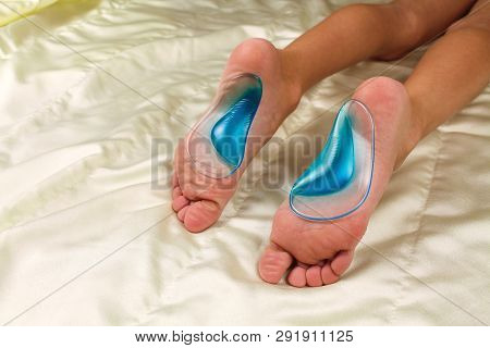 Orthopedic Insoles For Children's Feet. Treatment Of Flatfoot.