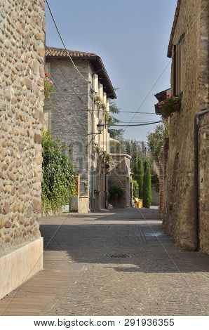 Stone Alley In Borguetto, A Charming Village  Of The Province Of Verona, Italy.