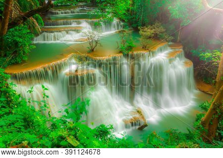 Huai Mae Khamin Waterfall ( Tier4 Name Chatkaew ), Srinakarin Dam National Park