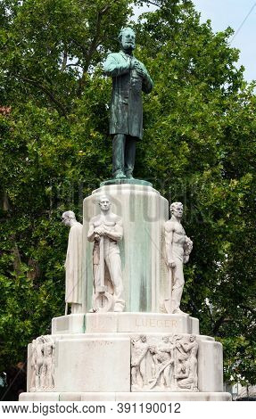 Vienna, Austria - July 30, 2019: Monument To Austrian Politician, Mayor Of Vienna, Founder Of Austri