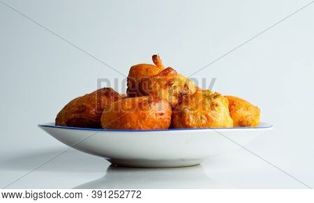 Fresh And Tasty Mysore Bonda Kept Ready In A Plate To Be Served