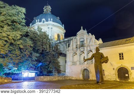 Lviv, Ukraine - October 14, 2020: Monument To Ivan Fedorov At Night