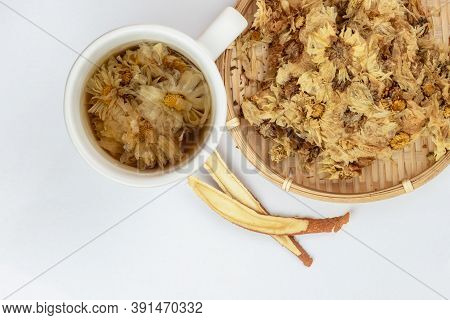 Sliced Licorice Roots And Chinese Chrysanthemum Flower Tea