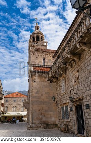 Korcula, Croatia - Jun 17, 2020: Narrow Street In Korcula Old Town, Croatia. Korcula Is A Historic F
