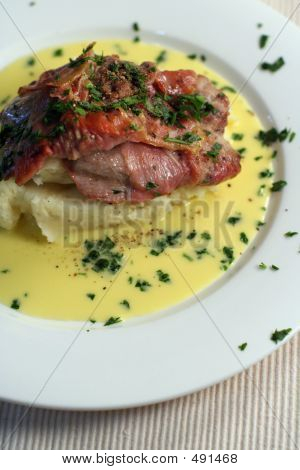 Prosciutto avvolto Scallopine di vitello