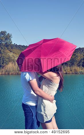 kissing