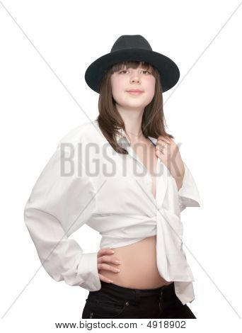 Chica sexy en el sombrero de fieltro