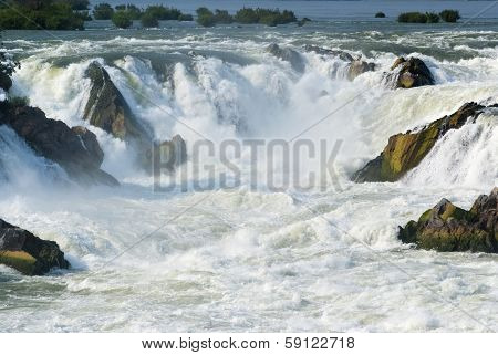 Konpapeng Waterfall
