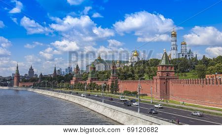 Moscow, Russia, on July 26, 2014. View of the Kremlin and Kremlevskaya Embankment of the Moskva Rive