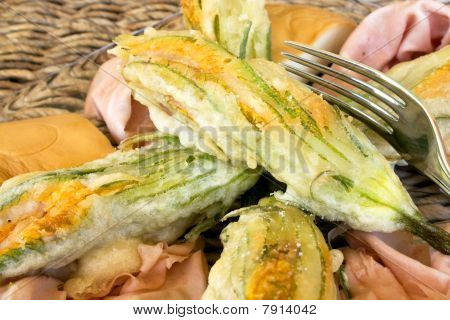 Stegt Zucchini blomster Closeup