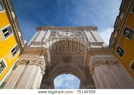 The Rua Augusta Arch In Lisbon. Here Are The Sculptures Made Of Celestin Anatole Calmels And Victor
