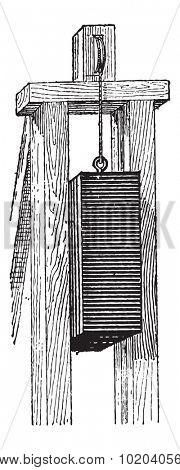 Pile Driver, vintage engraved illustration. Dictionary of Words and Things - Larive and Fleury - 1895