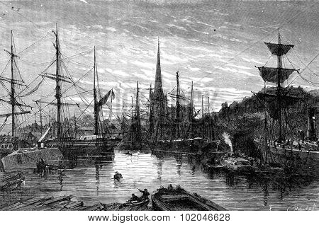 Docks and the church of St. Mary Redcliffe, vintage engraved illustration. Journal des Voyage, Travel Journal, (1880-81).