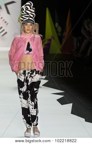 Desigual - Spring 2016 Collection