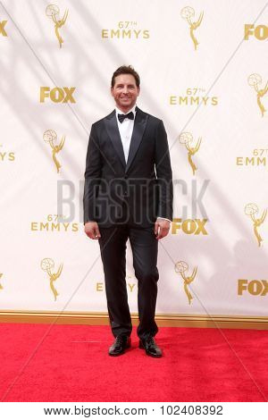 LOS ANGELES - SEP 20:  Peter Facinelli at the Primetime Emmy Awards Arrivals at the Microsoft Theater on September 20, 2015 in Los Angeles, CA