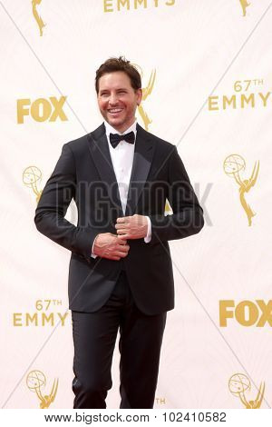 LOS ANGELES - SEP 20:  Peter Facinelli at the Primetime Emmy Awards Arrivals at the Microsoft Theater on September 20, 2015 in Los Angeles, CA
