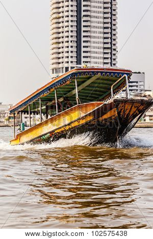 Longtail Boat