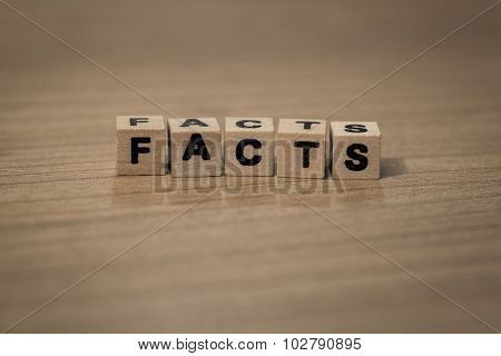 Facts In Wooden Cubes